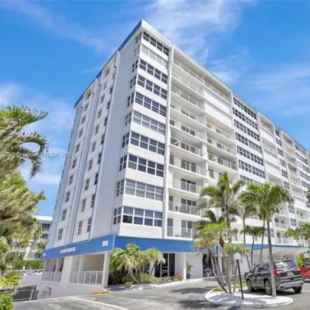 Buy this 2 bed condo on Southeast 7th Street in Deerfield Beach, FL 33341
