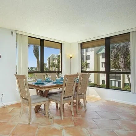 Image 6 - 4300 Cayman Center, Fort Pierce, FL 34949, USA - Condo for sale