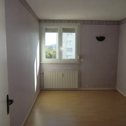 Rent this 4 bed apartment on 1 rue des Tuileries in 51100 Reims, France