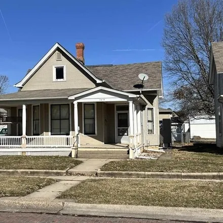 Buy this 3 bed house on 2489 Avenue J in Fort Madison, IA 52627