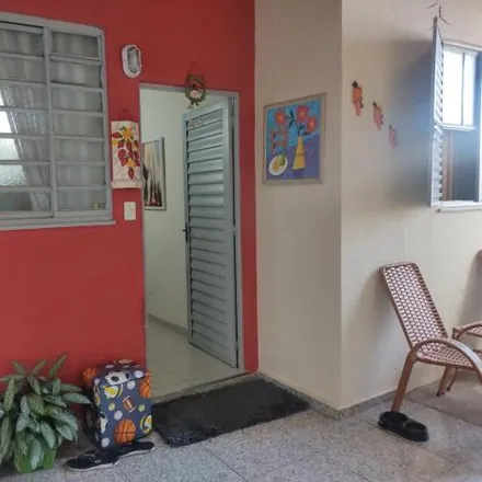 Buy this 2 bed house on Rua Ibertioga in Eldorado, Contagem - MG