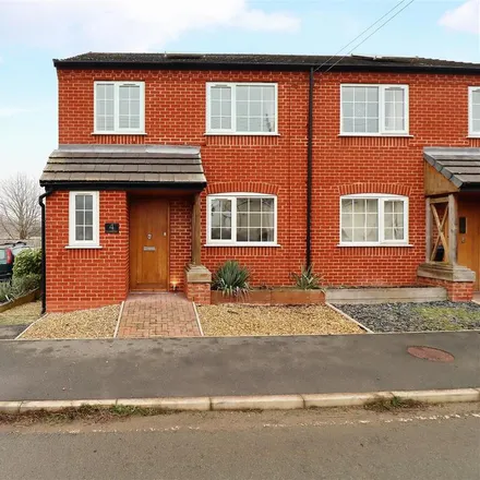Rent this 3 bed townhouse on Bettisfield Road in Bettisfield, SY13 2LY