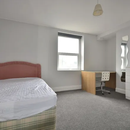 Image 6 - 40 Manston Mews, Nottingham, NG7 3QY, United Kingdom - Apartment for rent