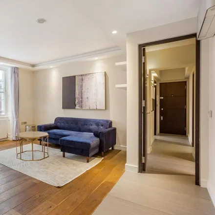 Rent this 2 bed apartment on 231-233 Baker Street in London, NW1 6XE