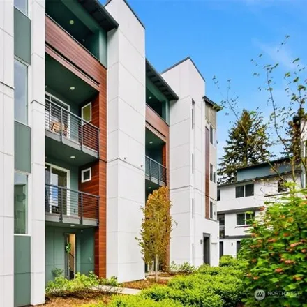 Buy this 4 bed condo on 23111 Northeast 8th Street in Sammamish, WA 98074