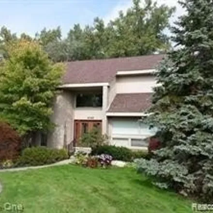 Image 1 - 4701 Mada Court, West Bloomfield Township, MI 48322, USA - House for rent