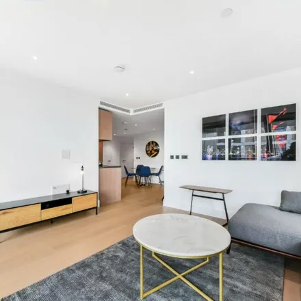 Image 1 - Chartwell House, 4 Prince of Wales Drive, Nine Elms, London, SW11 4FP, United Kingdom - Apartment for rent