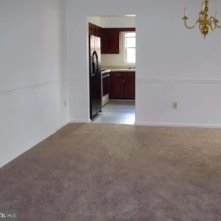 Image 6 - 2, Cedarwood Drive, Luxmanor, North Bethesda, MD 20852, USA - Townhouse for rent
