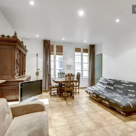 Rent this studio room on Paris 1er Arrondissement