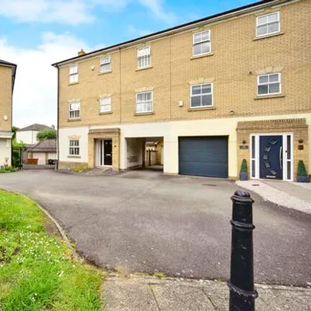 Buy this 3 bed duplex on unnamed road in East Malling, ME19 6NF