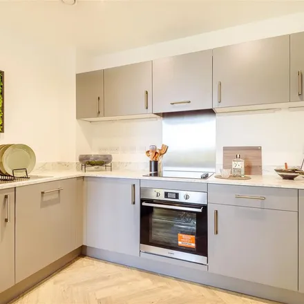 Rent this 1 bed apartment on Pressing Lane in London, UB3 1FD