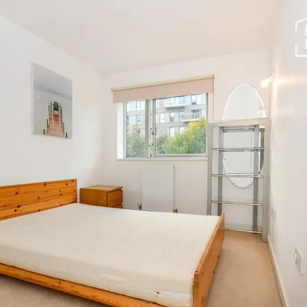 Rent this 2 bed apartment on Chandlers Avenue in London, SE10 0FU