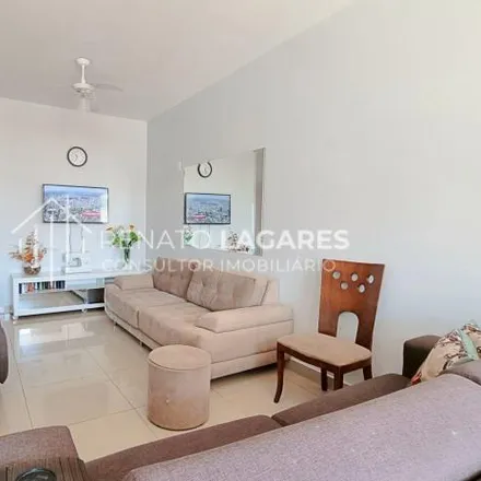 Buy this 3 bed apartment on Rua 23 in Setor Central, Goiânia - GO