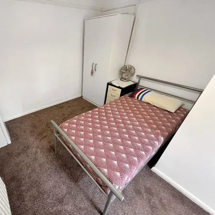 Rent this 1 bed room on Spinney Drive in Stanwell Road, London
