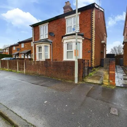 Buy this 3 bed duplex on Hemmingsdale Road in Gloucester, GL2 5HN