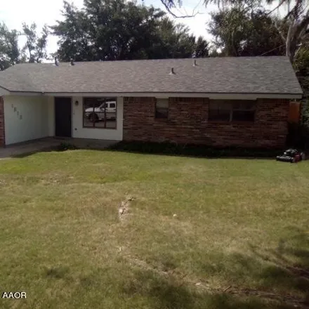 Buy this 3 bed house on 1899 Willard Avenue in Canadian, TX 79014