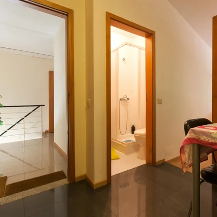 Image 6 - Rua Conde de Avranches, 4200-491 Porto, Portugal - Apartment for rent