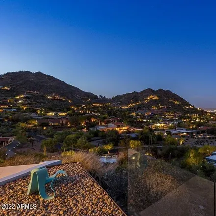 Image 4 - 7154 North Hillside Drive, Paradise Valley, AZ 85253, USA - House for sale