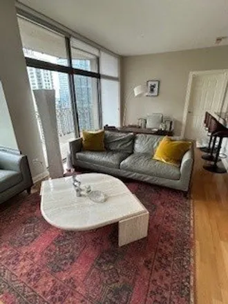 Image 3 - The Pinnacle, 21 East Huron Street, Chicago, IL 60611, USA - House for rent