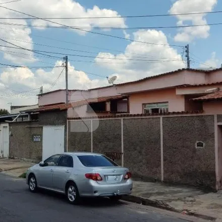 Buy this 2 bed house on unnamed road in Riacho das Pedras, Contagem - MG