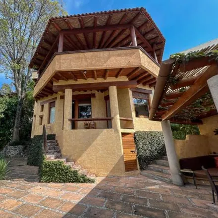 Buy this 4 bed house on Azaleas in 51200 Valle de Bravo, MEX