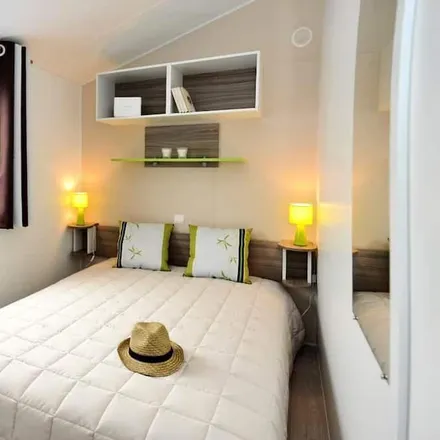 Rent this 3 bed house on Rue des parcs in 85180 Les Sables-d'Olonne, France