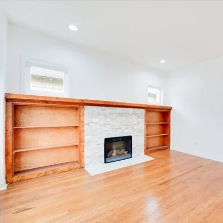 Image 3 - 8045 S Clyde Ave, Chicago, Illinois, 60617 - House for sale