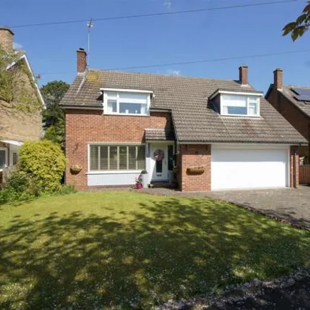 Buy this 4 bed house on 54 Manor Road in North Ferriby, HU14 3PB