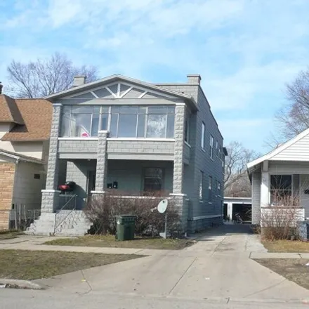 Buy this studio house on 62 East Isabella Avenue in Muskegon, MI 49442