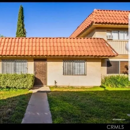 Buy this 2 bed townhouse on 909 North Fig Street in Escondido, CA 92026
