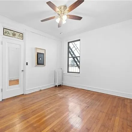 Buy this studio apartment on 2 Grace Court in New York, NY 11201