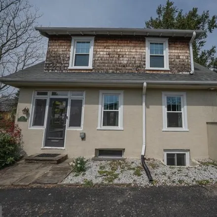 Image 4 - 541 Barrett Avenue, Bryn Mawr, Lower Merion Township, PA 19041, USA - House for sale