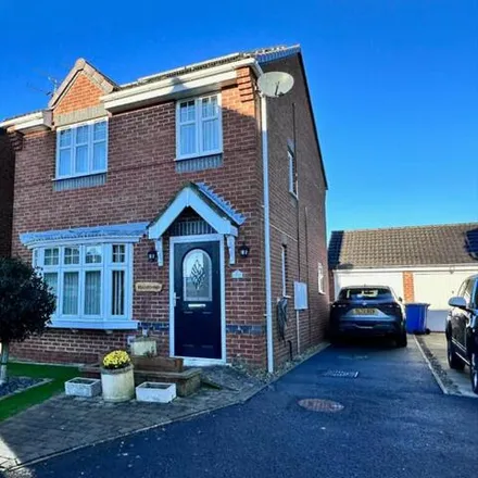 Buy this 3 bed house on Stowe Garth in Sewerby, YO16 6GG