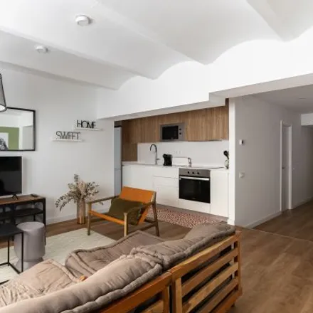 Rent this 3 bed apartment on Carrer de Nàpols in 210, 08013 Barcelona