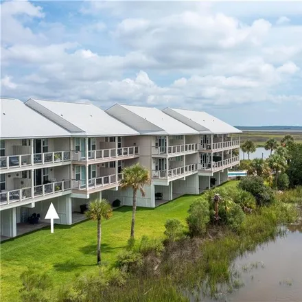 Buy this 3 bed condo on Yacht Drive in Belle Point Estates, Glynn County