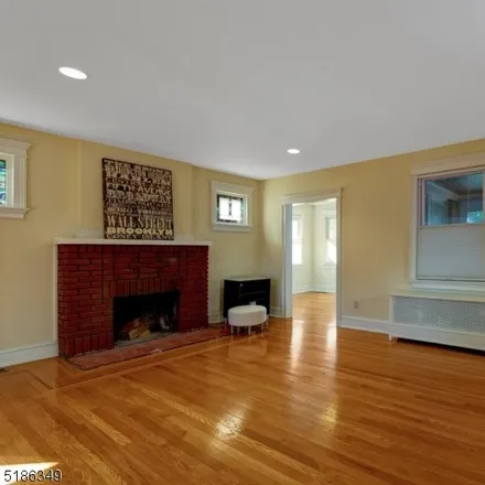 Image 6 - Ellis Avenue, Fair Lawn, NJ 07410, USA - Loft for sale