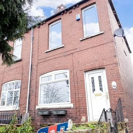 Image 3 - White Cross Road, Cudworth, S72 8EA, United Kingdom - House for rent