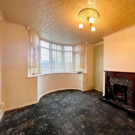 Rent this 3 bed house on Castleford Townville Infants' School in Poplar Avenue, Wheldon