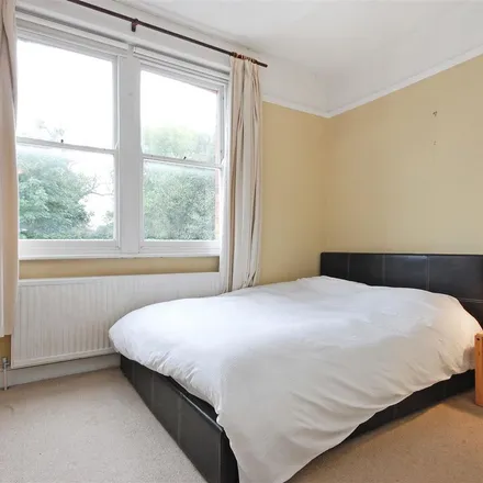 Image 5 - 105 Dartmouth Road, London, NW2 4RT, United Kingdom - Duplex for rent