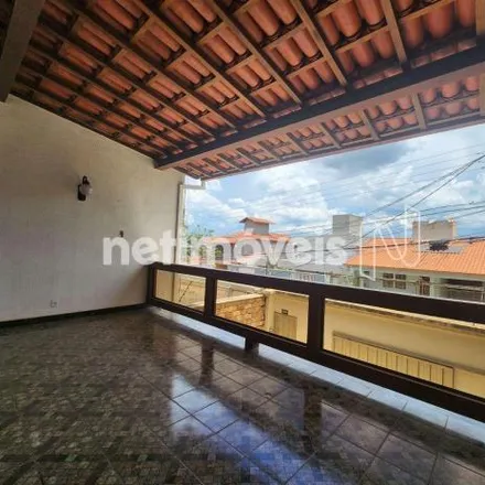 Buy this 3 bed house on Rua Alexandre Siqueira in Caiçaras, Belo Horizonte - MG