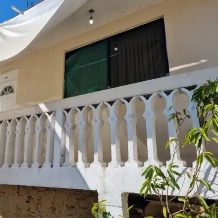 Buy this 2 bed house on Calle 8 in Icacos, 39300 Acapulco