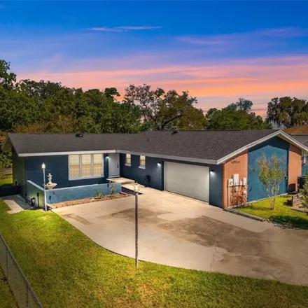 Buy this 3 bed house on Pearce Street in Lake County, FL