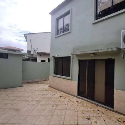 Rent this 5 bed house on unnamed road in La Aurora, Ecuador