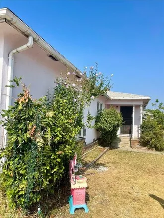 Image 7 - 6566 Easton St, East Los Angeles, California, 90022 - House for sale