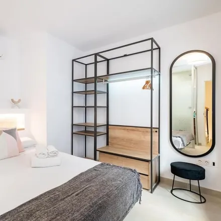 Rent this 1 bed apartment on Placeta Almona del Albaicín in 18010 Granada, Spain