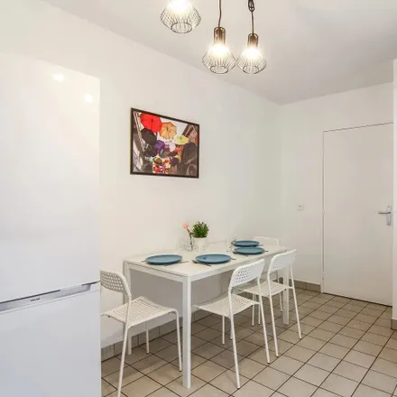 Rent this 1 bed apartment on 7 Avenue de l'Alsace-Lorraine in 92500 Rueil-Malmaison, France