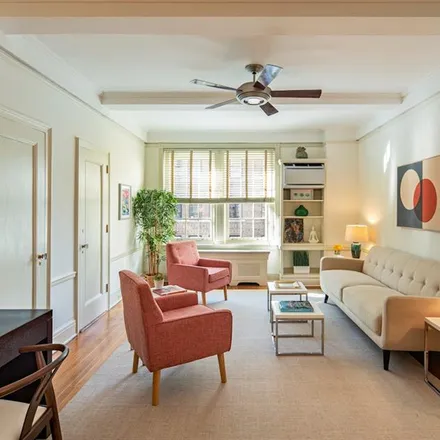 Buy this studio apartment on 111 EAST 75TH STREET 6A in New York