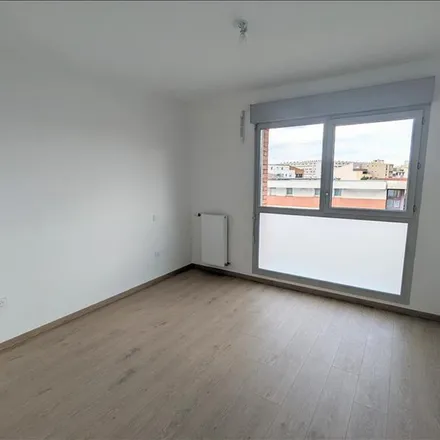 Rent this 2 bed apartment on Couret in 31260 Francazal, France