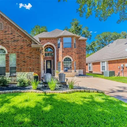 Buy this 4 bed house on 5933 Riverbend Place in Fort Worth, TX 76112