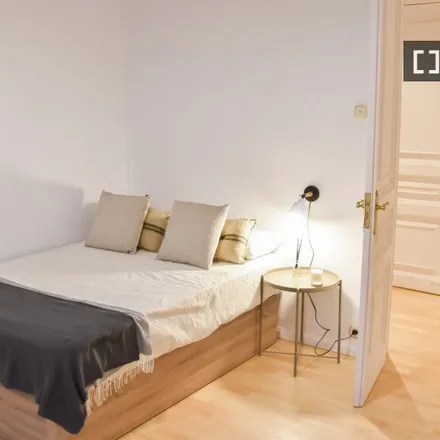 Rent this 1studio room on Carrer de Provença in 291, 08037 Barcelona